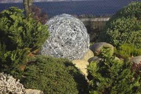 Diese bolla+ kugelleuchte ist zeitlos, elegant und stimmungsvoll zugleich. Kugelleuchte Draht Fur Den Garten Kugelleuchten Licht Fur Aussen