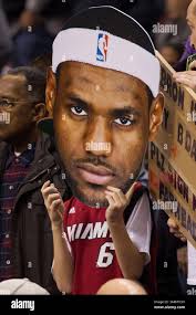 Young lebron james hi-res stock photography and images