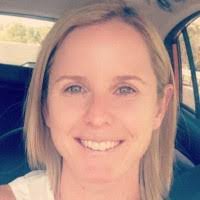 Kellie Nicholson's Instagram, Twitter & Facebook