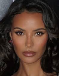 Bella Huynh's Instagram, Twitter & Facebook