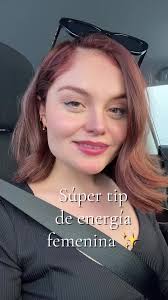 Explorando la Energía Femenina con Black Velvet