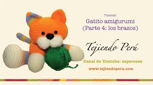 Gatito Tejiendo Peru Hola!!, para realizar este patron aconsejo que veais el video, por lo menos el cuerpo ya que no es facil seguirlo ( para personas principiantes). gatito tejiendo peru