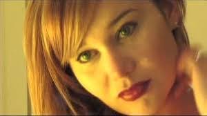 Kerri Weinstein's Instagram, Twitter & Facebook