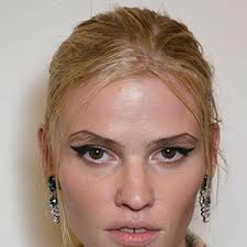 'les diamants de lara', lara stone for vogue paris, february 2009. Lara Stone Beauty Photos Trends News Allure