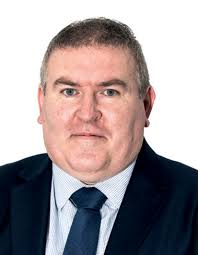 Noel Connolly's Instagram, Twitter & Facebook