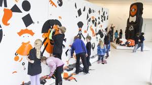 Team building fosters relationships and helps them learn to communicate with each other. Chicago Neighborhood Guide West Loop Mommy Nearest