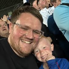 Ross Barr (@Rosco_Boy)