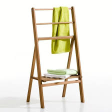 Porte Serviettes Pliant En Acacia Locuste Super Pratique Dans Votre Salle De Bain C Est Le Modele Familial Porte Serviette Meuble Maison Mobilier De Salon