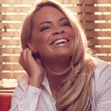 Tamara Walls's Instagram, Twitter & Facebook