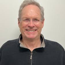 What is the best amp to drive 2 reserve r700 speakers with a budget of max  3000$?