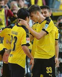 199,597 likes · 22 talking about this. Babys Julian Weigl Shinji Kagawa Julian Weigl Shinji Kagawa Soccer Players