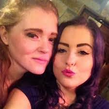 Shauna Duff's Instagram, Twitter & Facebook