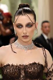 Inside Emma Chamberlain's Thorny, Gothy, “Weird” Beauty Look For The 2024  Met Gala