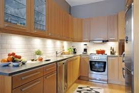 Design Dilemma Are Honey Oak Cabinets So Bad Home Design Find Honey Oak Cabinets Modern Kitchen Backsplash Oak Cabinets