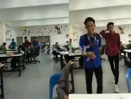Untuk anda yang berminat untuk menjadi pensyarah di politeknik dan kolej komuniti, permohonan perlu dibuat di laman web suruhanjaya perkhidmatan pendidikan (spp). Kelas Tak Penuh Persoalan Lecturer Ini Terjawab Selepas Terjah Rumah Sewa Pelajar Pensyarah Lain Ada Yang Tak Kisah Pun Viral Mstar
