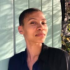 Great way to close out the second to last week of the year in Silver Lake  with good people at a SidePorch coffee! Around 20 people showed up at  LAMILLE and shared