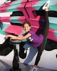 Marina Team Ya Pronto Las Vacaciones Que Ganas De Viajar Os Gusta Ir De Viaje Os Qui Personajes De My Little Pony Fotos De Chicas Guapas Youtubers Famosos Si les llamáis o escribís, os dicen… fotos de chicas guapas