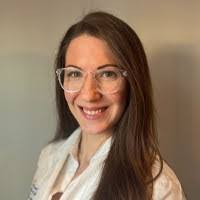 Christina Dearing's Instagram, Twitter & Facebook