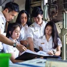 Program pendidikan khusus airline seperti airline bussines career tadika puri ini sangat bagus. Pendidikan Pramugari Gratis Spm Sekolah Penerbangan Makassar