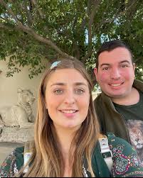 How meany people want Love