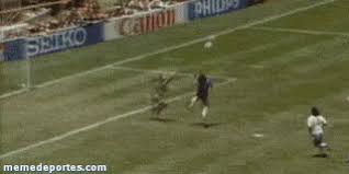La iniciativa fue propuesta por la asociación del fútbol. Gif El Gol Por El Cual Todos Desprestigian A Maradona