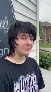 Devon Shade's Instagram, Twitter & Facebook