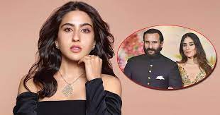 She is the daughter of actors randhir kapoor and babita. Sara Ali Khan Reveals Her First Reaction When She Saw Kareena Kapoor Khan Abba Saif Ali Khan S Newborn He Looked At Me Smiled Asume Tech