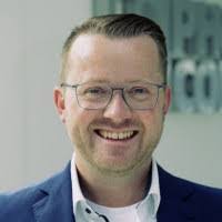 Michael Thonnissen's Instagram, Twitter & Facebook