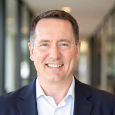 I am thrilled to announce my return to JLL Technologies! So many good  things are ahead, and I couldn't be more excited to rejoin this incredible  team! When I originally left JLL,