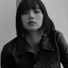 julia close (@rzkxphiu)