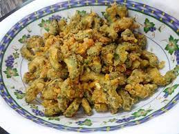 1 dada ayam (bisa pakai bagian lain) 3 kuning telur asin, haluskan 3 siung bawang putih hello semua hari ini sy masak peria goreng telur masin. Norzilafauzi Resepi Peria Telur Masin