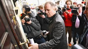 Кражи произошли массово за последние несколько дней, большинство из них зафиксированы на камерах наружного наблюдения. Ivana Pavlova Uslyshali V Oon Proisshestviya Kommersant