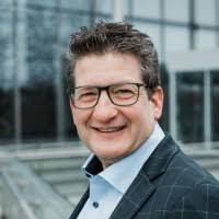 10+ "Frank Schmal" profiles