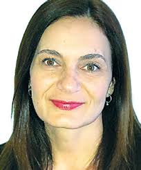 Leaning house' finally comes down, and that's good news for neighbors