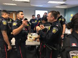 Peel regional police (prp) świadczyć usługi dla policji peel region (z wyłączeniem caledon) w ontario w kanadzie. Peel Regional Police Learning Development Peeltraining Twitter