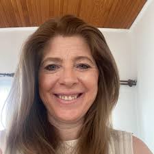 Hey, I am arriving with family in July & looking to surprise my mum & dad  with a luxury private transfer from the airport to the resort. can anyone  recommend a good