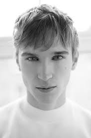 Roy Wong Professional Makeup Artist for Male Models