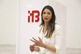 Liseyi adana gündoğdu koleji'nde bitirdi. Fox Tv Nin Yeni Transferi Fulya Ozturk Un Sunacagi Programin Detaylari Belli Oldu Haberler Magazin