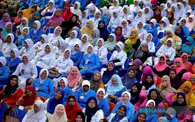 Biasanya, memasuki jam setelah makan siang, mata menjadi sedikit berair akibat menguap. Tinta Minda Bernama Panduan Islam Hadapi Tekanan Di Tempat Kerja