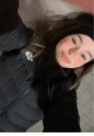 Melissa Bartholomew's Instagram, Twitter & Facebook