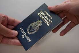 ¡Alerta Pasaportes! ¿El tuyo es uno de los 200.000 defectuosos?