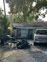 Homeless Man Gives All ❤️ #GiveTuesday Every holiday season a beautiful  story arises to remind us of the true spirit of the season. In the book of  Mark, a poor widow offers