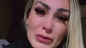 Andressa urach salió segunda en el concurso miss bumbum brasil, que premia a la mejor cola del a fazenda: Andressa Urach Cries And Asks Edir Macedo To Stop Using The Holy Bonfire Crime