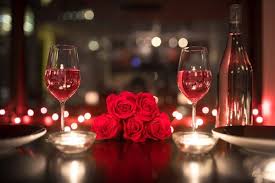 Valentine's day, also called saint valentine's day or the feast of saint valentine, is celebrated annually on february 14. Saint Valentin 5 Idees De Repas Originales Conseils D Experts Fnac
