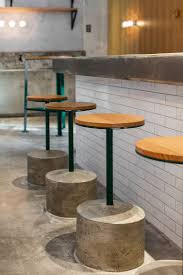Adelaide Outlet Nordburger Is A New York Style Diner With A Difference Banquetas Interiores Mesas E Cadeiras