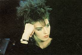 The film is classified as part of the cinema du look movement. Isabelle Adjani