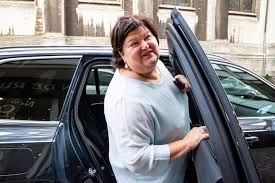 Jun 08, 2021 · lees dit artikel: Maggie De Block Gaat Praten Met Marc Coucke Ik Verwacht Signaal Van Voetbalsector Belgisch Voetbal Hln Be