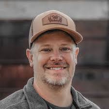 Greg Godfrey's Instagram, Twitter & Facebook