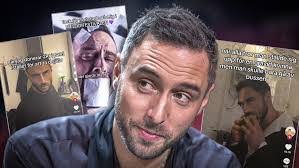 Vanessa Gandy's Instagram, Twitter & Facebook