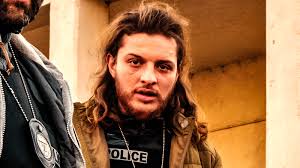 Blood Coast Netflix Cast, Characters & Actors (Photos)